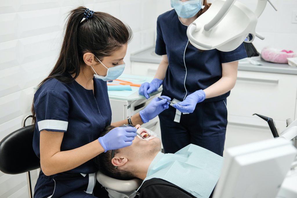 How to hire an associate dentist | Associates on demand